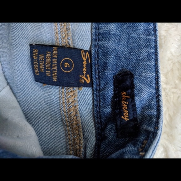 Seven7 cropped jeans size 6 capris light wash - Picture 8 of 8